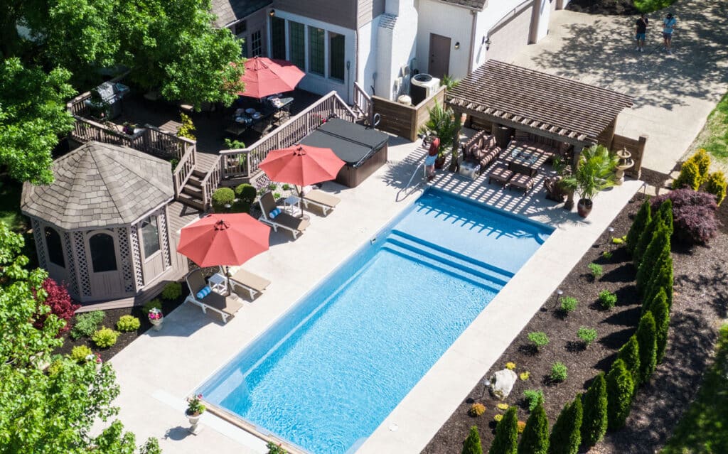 Corinthian 16 - Crystite Crystal Pearl White