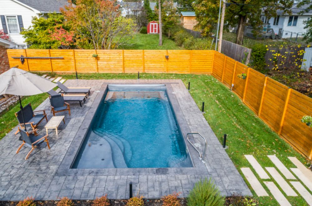 small fiberglass pool in Missouri backyard